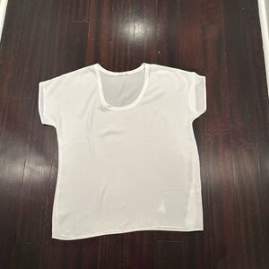 Soprano small white blouse